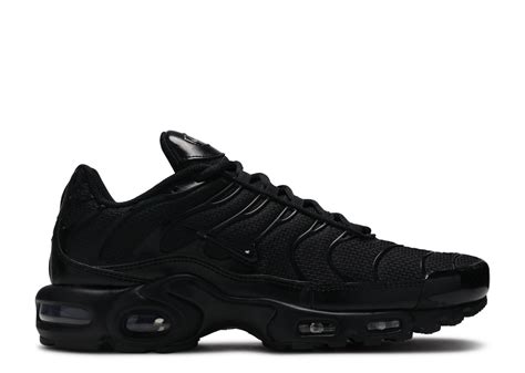 all black Air Max Plus